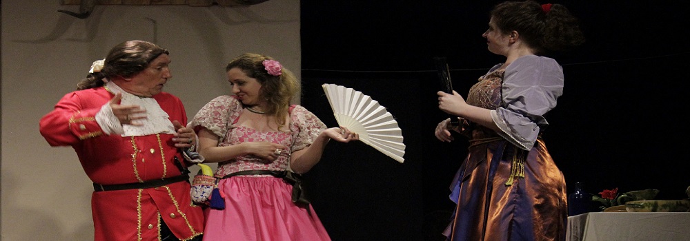 La Locandiera di Goldoni in scena al teatro Flavio